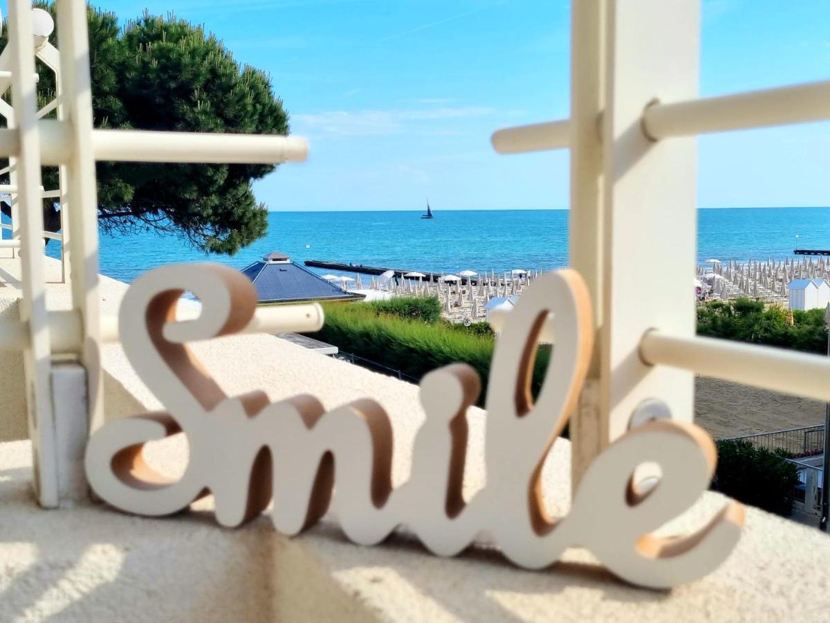 Sea View Apartment With Swimming Pool Jesolo Extérieur photo