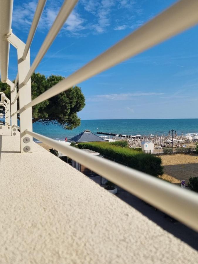 Sea View Apartment With Swimming Pool Jesolo Extérieur photo